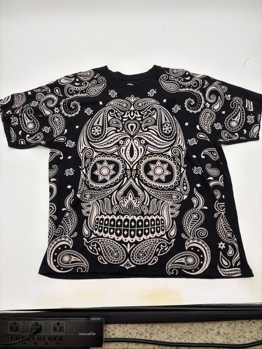 DOM Paisley Sugar Skull Graphic T Shirt Black White Men’s XL